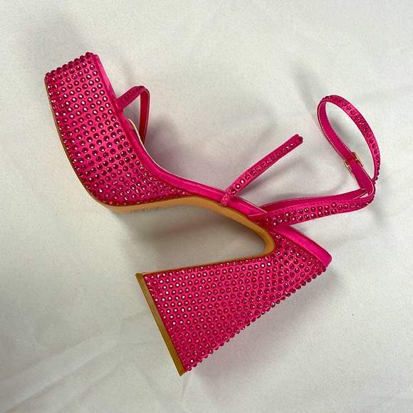 Pink Triangle Block Heels - Picture 2 of 4
